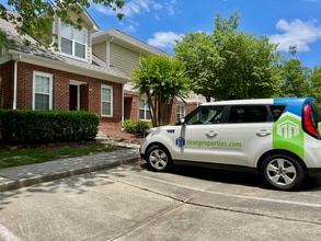 Highgate Townhomes in Durham, NC - Building Photo - Building Photo