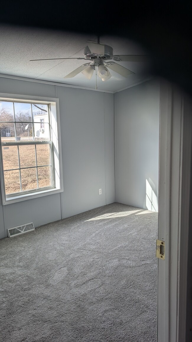 291 Pebble Ln in Inwood, WV - Building Photo - Building Photo