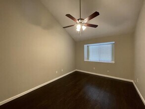 6404 Valleybrooke Ct in Arlington, TX - Building Photo - Building Photo