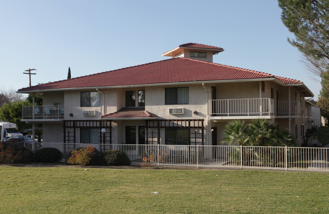 Magnolia Grand in Riverside, CA - Building Photo - Primary Photo