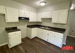 5870 Jackson Dr in Horn Lake, MS - Building Photo - Building Photo