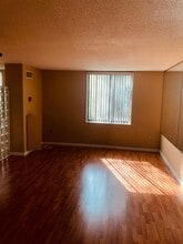 133 Harmon Cove Tower in Secaucus, NJ - Building Photo - Building Photo