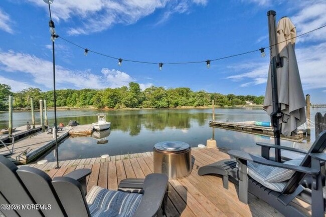 property at 475 Locust Point Rd