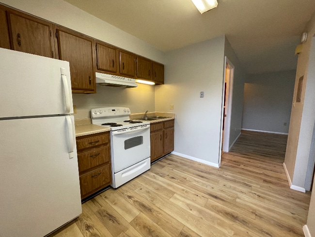 2344 Glenheath Dr in Dayton, OH - Building Photo - Building Photo