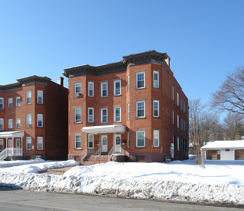 105-107 Franklin Ave in Hartford, CT - Building Photo