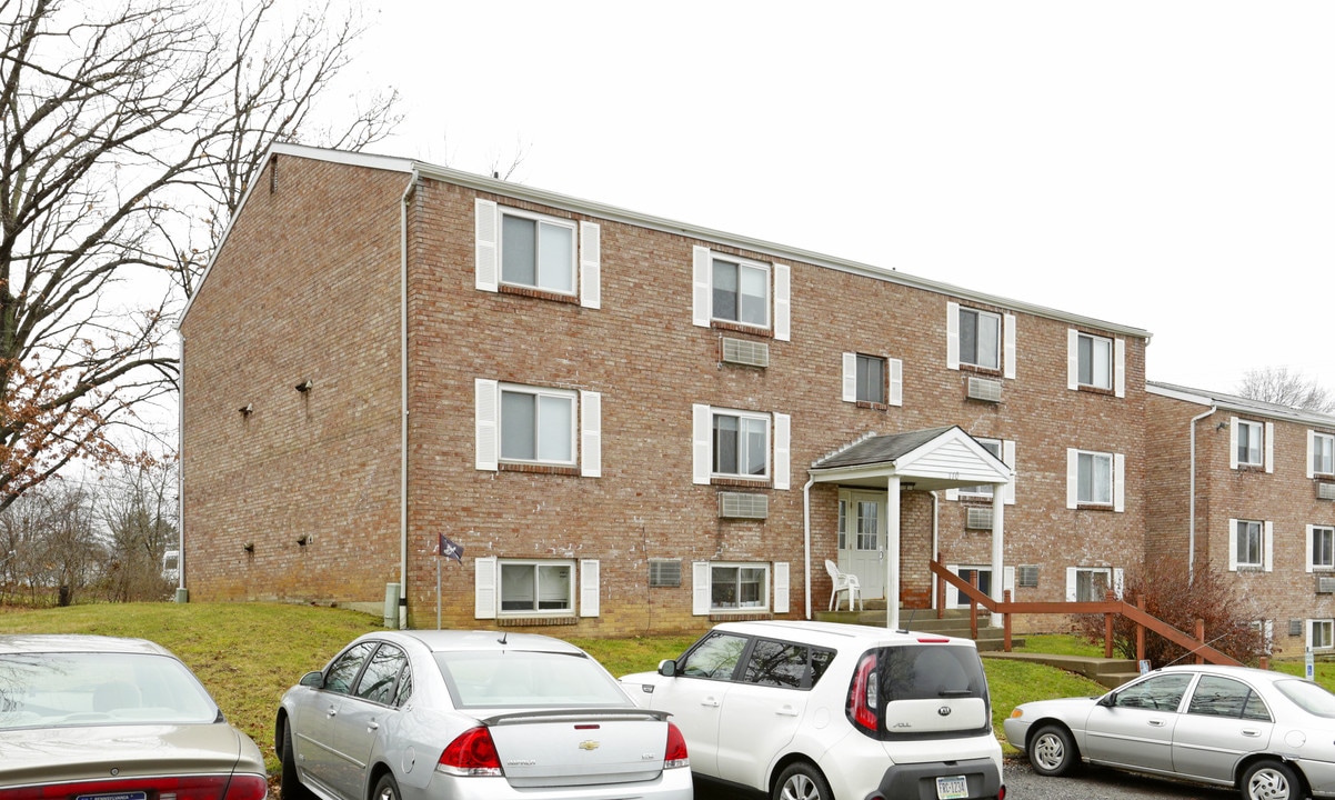 Whitestone Village in Butler, PA - Building Photo