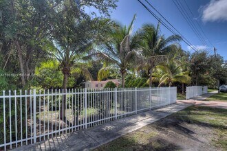 14935 NE 11th Ct in Miami, FL - Building Photo - Building Photo