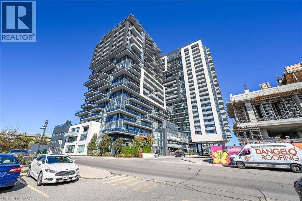 2087 Fairview St in Burlington, ON - Building Photo