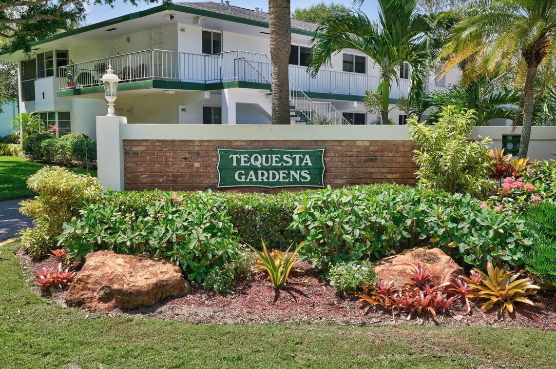6 Garden St in Jupiter, FL - Building Photo