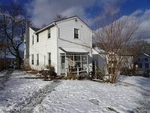 921-923-923 Columbia St in Hudson, NY - Building Photo - Building Photo