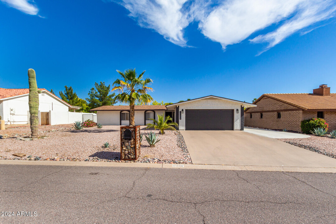 17334 E San Marcus Dr in Fountain Hills, AZ - Building Photo