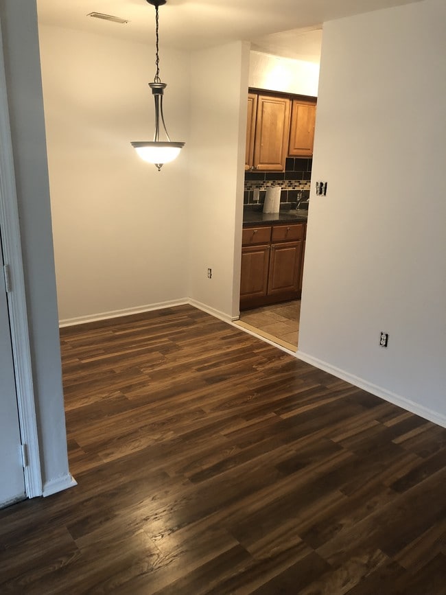 9491 Woodbridge Rd, Unit 1st floor photo'