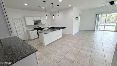 40145 W Hillman Dr in Maricopa, AZ - Building Photo - Building Photo