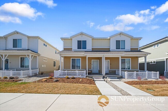 27 N Riverside Dr in Saratoga Springs, UT - Building Photo - Building Photo