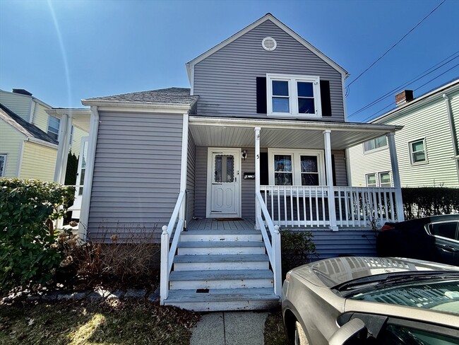 7 Whiton Ave in Quincy, MA - Building Photo - Building Photo