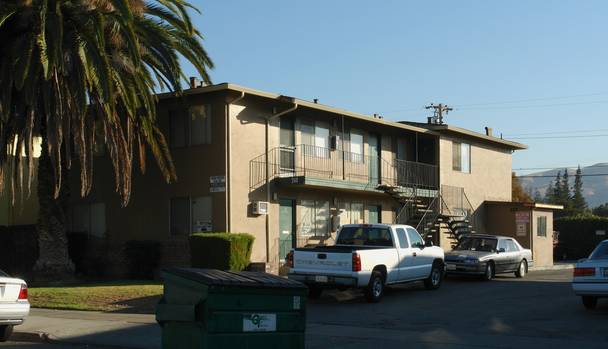 240-248 Pamela Ave in San Jose, CA - Building Photo