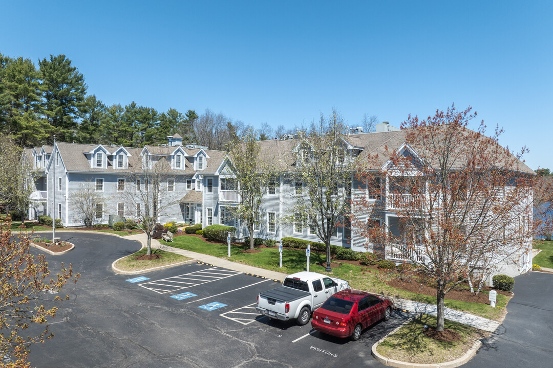 Jacobs Pond Estates in Norwell, MA - Building Photo