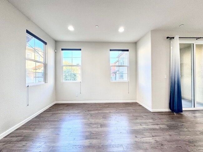 1117 Genco Terrace in San Jose, CA - Building Photo - Building Photo