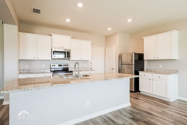 11010 Yonder Flts in Converse, TX - Building Photo - Building Photo