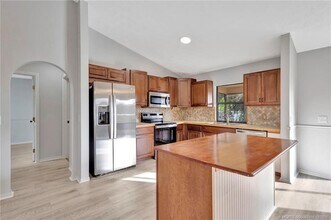 252 NW Lincoln Ave in Port St. Lucie, FL - Building Photo - Building Photo