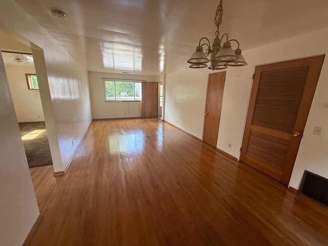 property at 1610 Oakmont St NW
