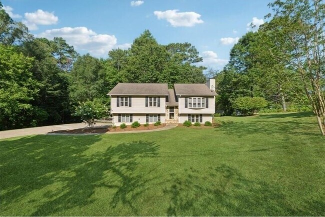 102 Hunters Mill Rd in Woodstock, GA - Building Photo - Building Photo