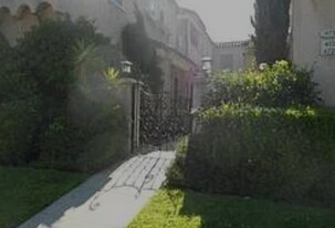 4721 S Budlong Ave in Los Angeles, CA - Building Photo