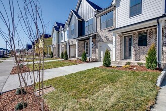 3230 Sassafras Ln in Thompson's Station, TN - Building Photo - Building Photo