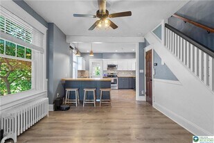 413 Woodlawn Ave in Bethlehem, PA - Building Photo