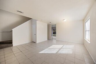 211 Prentice Dr in Seagoville, TX - Building Photo - Building Photo