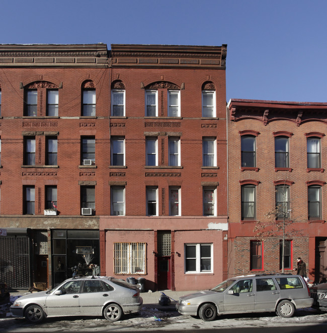 101 Franklin St in Brooklyn, NY - Foto de edificio - Building Photo