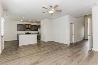 422 Watson Ct in Venus, TX - Building Photo - Building Photo