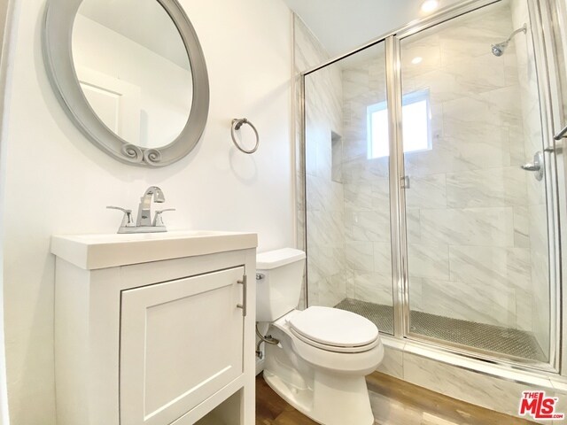 2012 S Holt Ave-Unit -1 in Los Angeles, CA - Building Photo - Building Photo