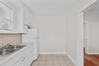 4020 Avenue O 1/2 in Galveston, TX - Building Photo - Building Photo