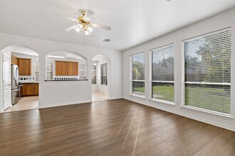 3326 Lakeway Ln in Pearland, TX - Building Photo - Building Photo