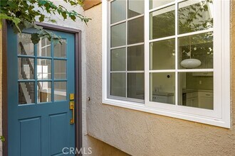 2164 San Michel Dr E in Costa Mesa, CA - Building Photo - Building Photo