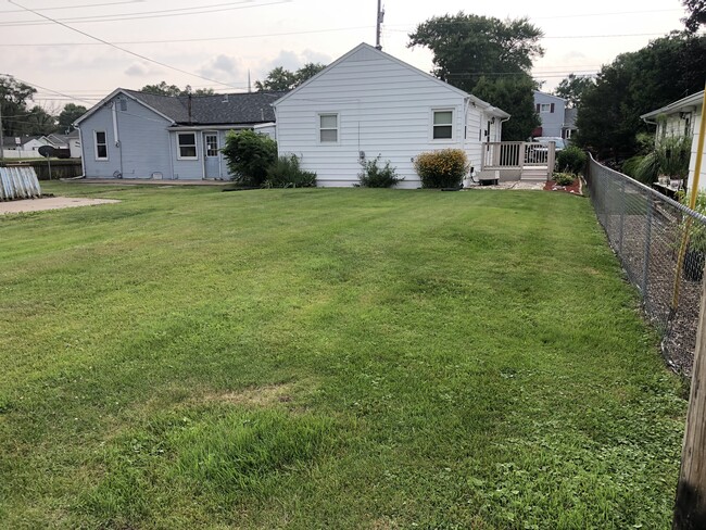 2818 Kennedy Dr in East Moline, IL - Foto de edificio - Building Photo