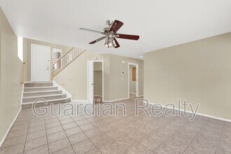 224 Emerald Vista Way in Las Vegas, NV - Building Photo - Building Photo