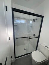 240 White Rd in Red Bluff, CA - Building Photo - Building Photo