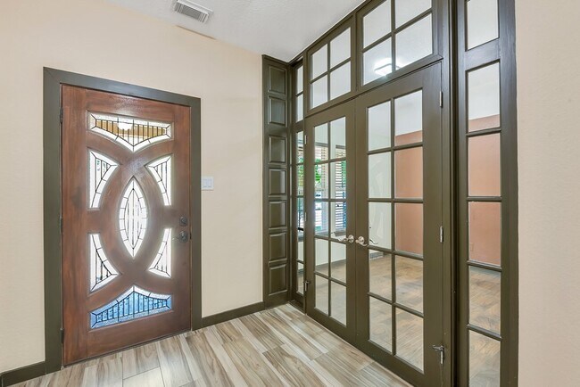 18 N Star Ridge Cir in Spring, TX - Foto de edificio - Building Photo