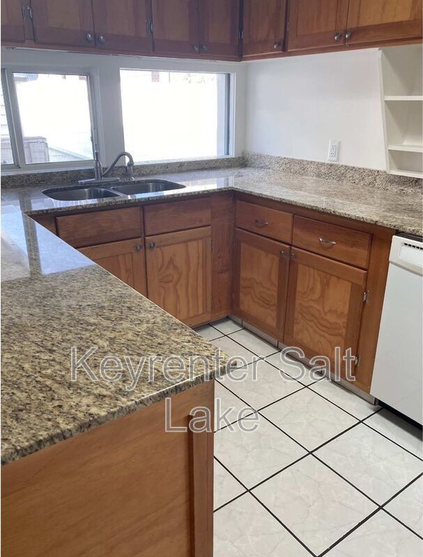 93 W 1900 S in Bountiful, UT - Building Photo - Building Photo