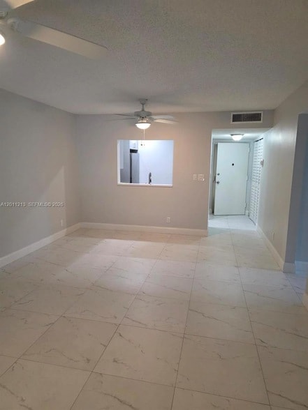 4163 NW 90th Ave, Unit 202 in Coral Springs, FL - Building Photo - Building Photo