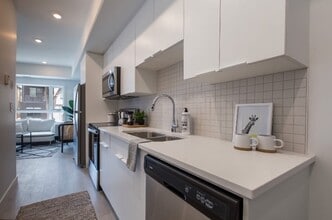 530 River Avenue in Winnipeg, MB - Building Photo - Building Photo