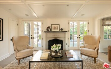 1614 N Fairfax Ave in Los Angeles, CA - Building Photo - Building Photo