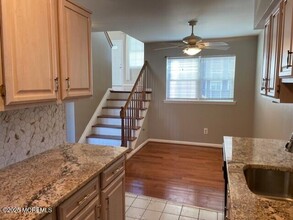 11 Raritan Ave in Keansburg, NJ - Foto de edificio - Building Photo