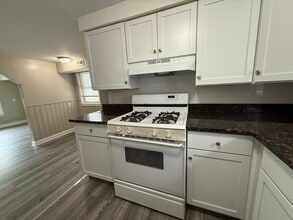 19071 Toepfer Dr in Eastpointe, MI - Building Photo - Building Photo