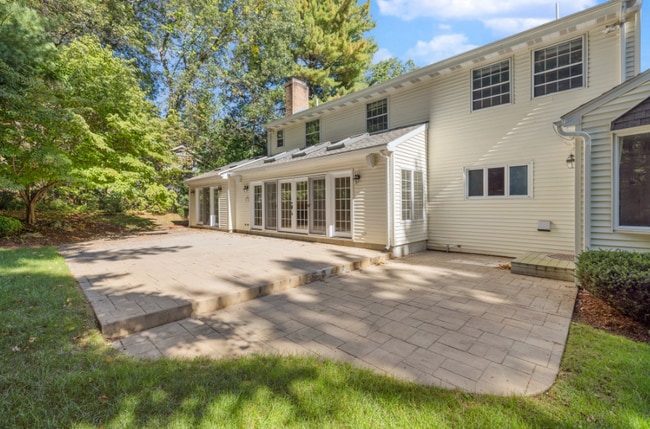 31 Coolidge Rd in Winchester, MA - Building Photo - Building Photo