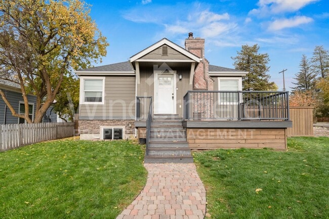 property at 2008 W Bridge Ave