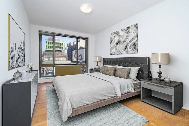property at 460 W 20th St