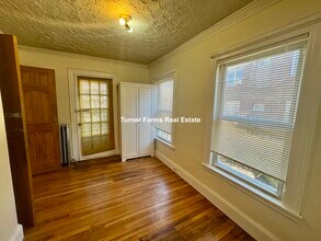 113 Lanark Rd, Unit 1F in Boston, MA - Building Photo - Building Photo